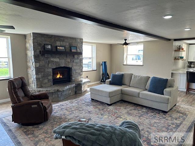 More Photos Of 13 Gott Ln, Salmon Hospitality For Sale
