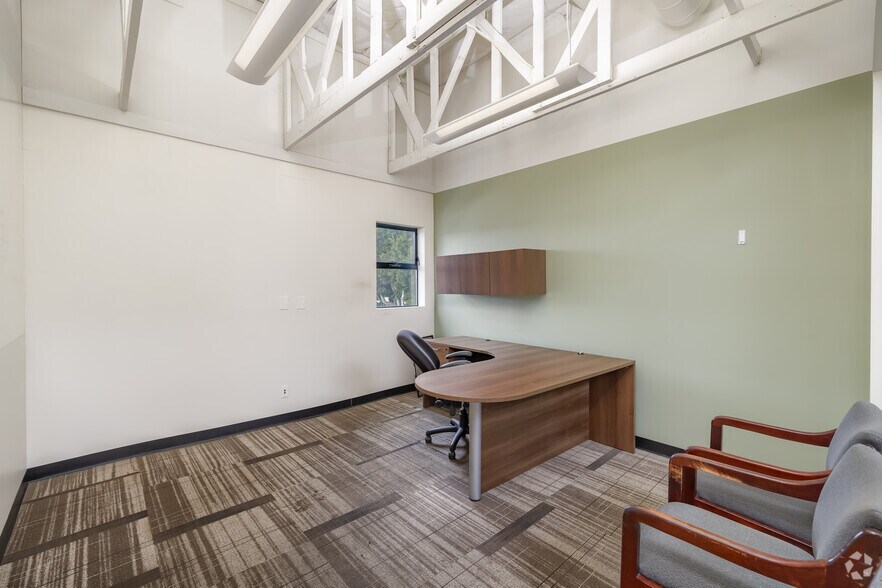 More Photos Of 629 2nd St, Encinitas Medical For Sale