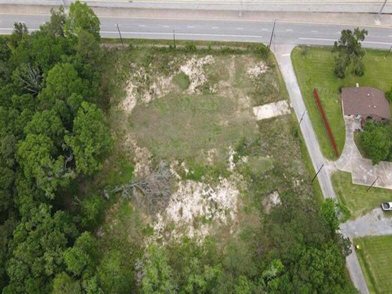 More Photos Of IH 10 and Sierra Rd, Vidor Land For Sale