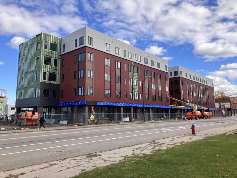 More Photos Of 448 South Park Ave, Buffalo General Retail For Lease