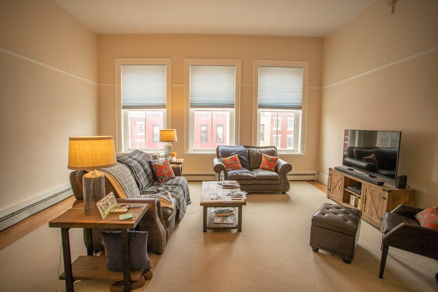 More Photos Of 43-49 Main, Bangor Office For Sale