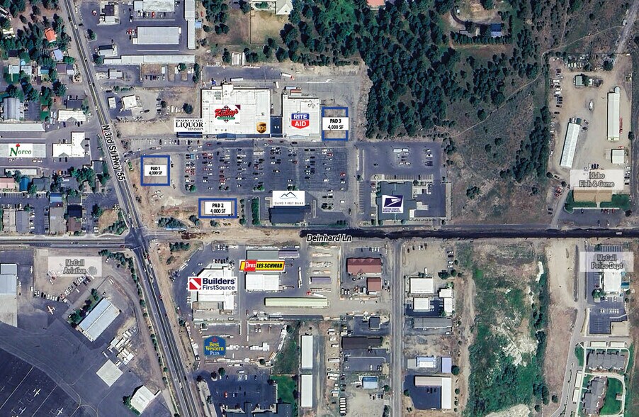 More Photos Of 411-451 Deinhard Ln, Mccall Unknown For Lease