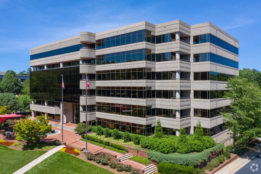 More Photos Of 6600 Peachtree Dunwoody Rd NE, Atlanta Unknown For Lease