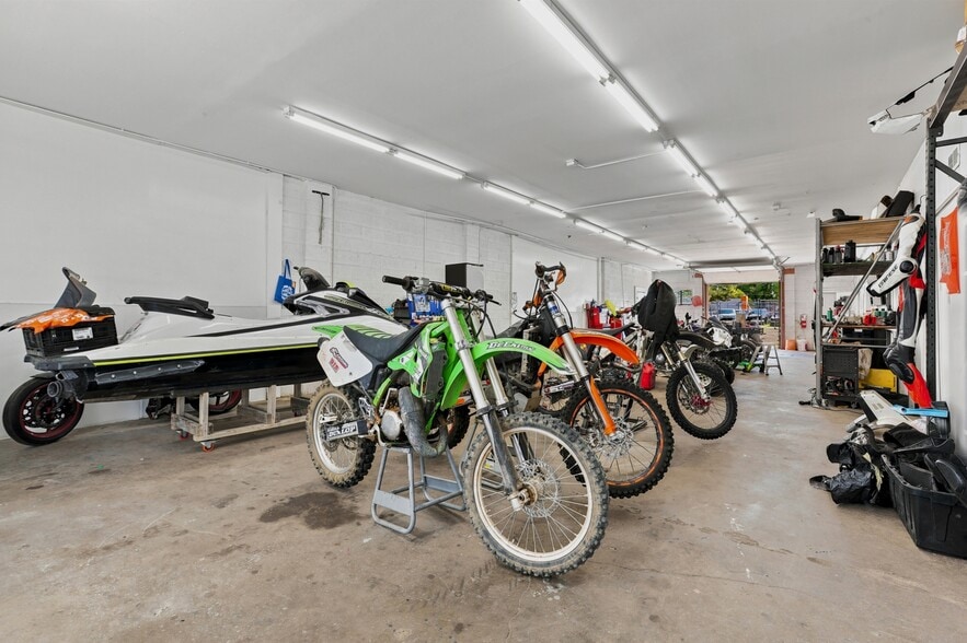 More Photos Of 1458-1472 Ironton St, Aurora Industrial For Sale