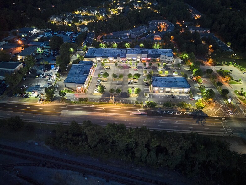 More Photos Of 7130 Buford Hwy NE, Doraville Restaurant For Sale