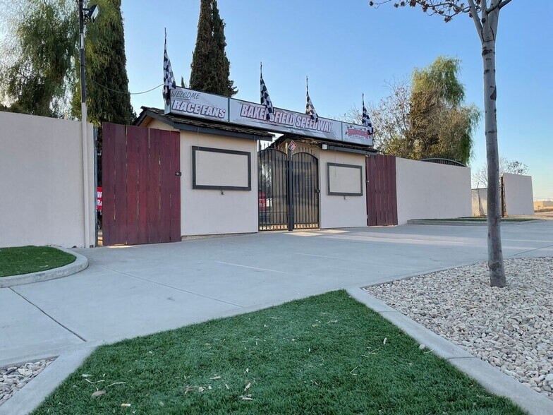 More Photos Of 5001 N Chester Ave, Bakersfield Land For Sale