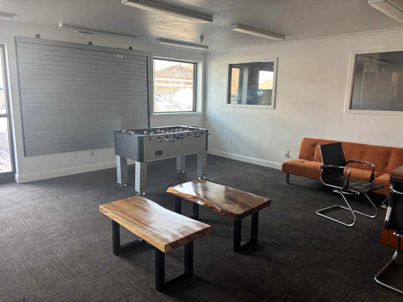 More Photos Of 1015-1045 S 1680 W, Orem Warehouse For Lease