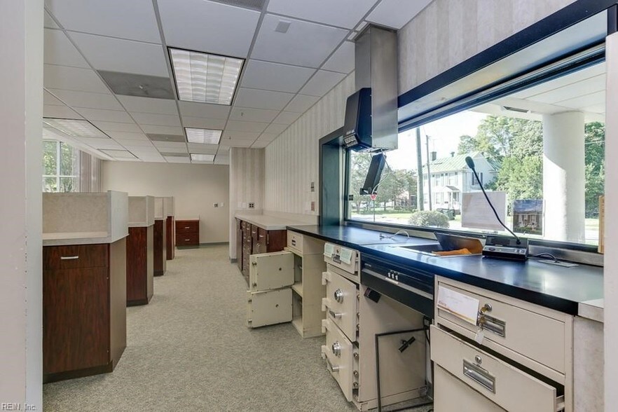 More Photos Of 100 Bosley Ave, Suffolk Bank For Lease