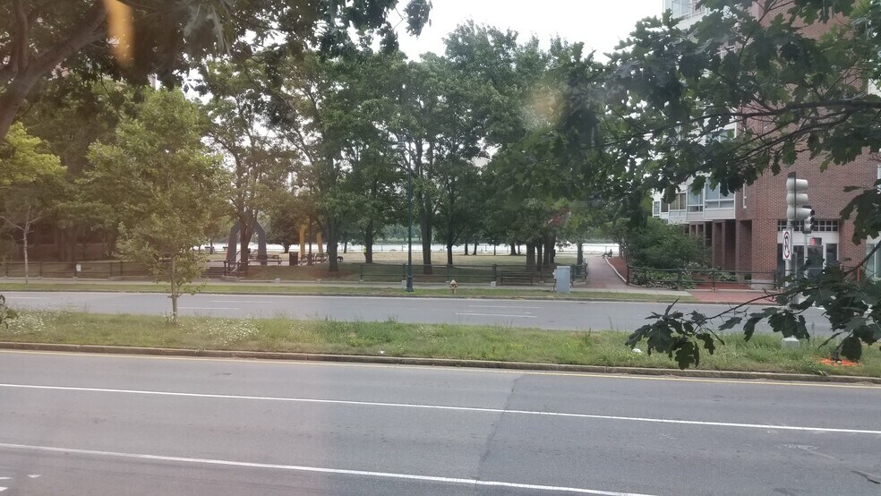 More Photos Of 10 Rogers St, Cambridge Apartments For Sale