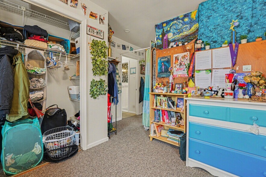 More Photos Of 107 Allison Rd, Oreland Office For Sale