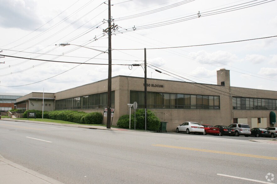 More Photos Of 700 Grand Ave, Ridgefield Warehouse For Lease
