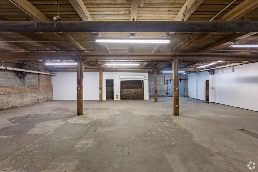 More Photos Of 2415 W 24th Pl, Chicago Warehouse For Sale