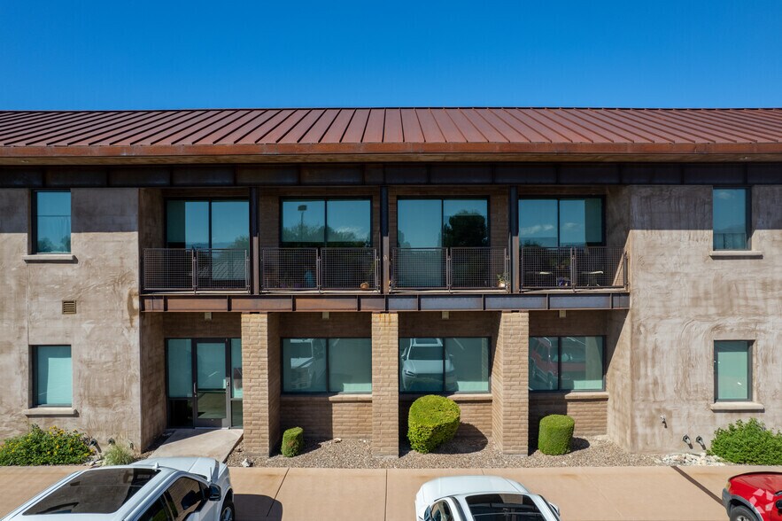 More Photos Of 4544 E Camp Lowell Dr, Tucson Office For Lease