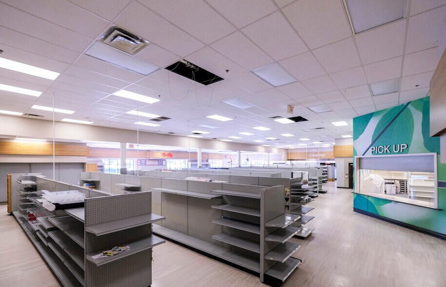 More Photos Of 801 Linden Ave, Carpinteria General Retail For Sale