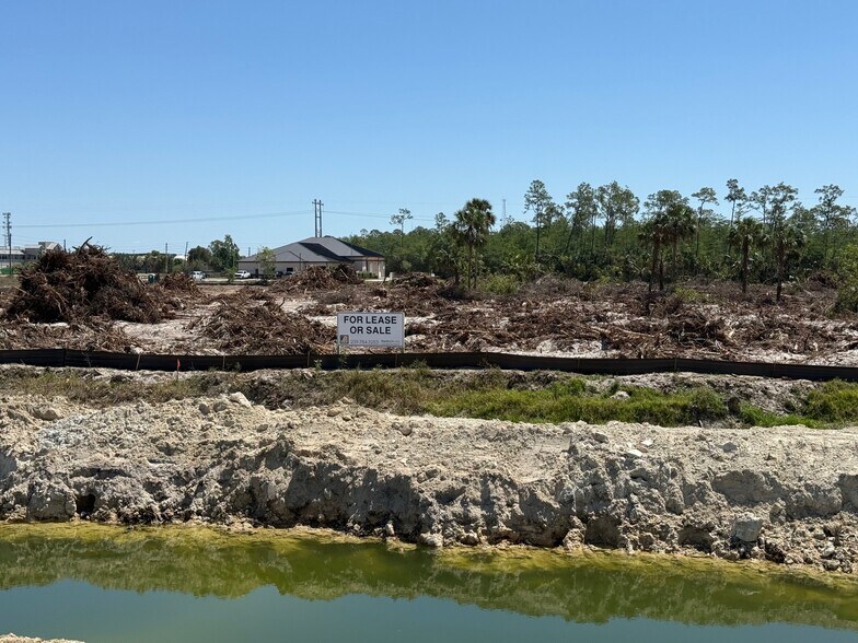 More Photos Of Collier Blvd & Beck Blvd, Naples Unknown For Lease
