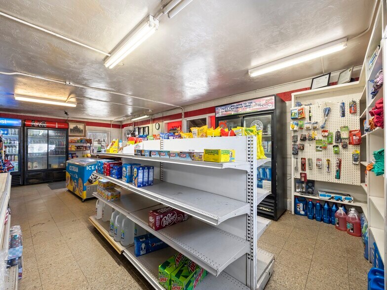 More Photos Of 50 UT-22, Antimony Land For Sale