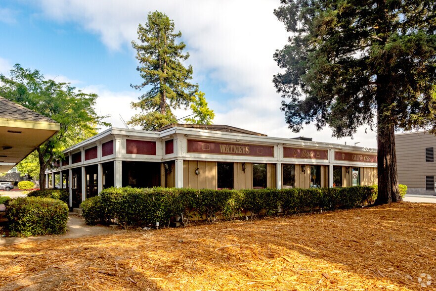 More Photos Of 10801-11111 N Wolfe Rd, Cupertino Unknown For Lease