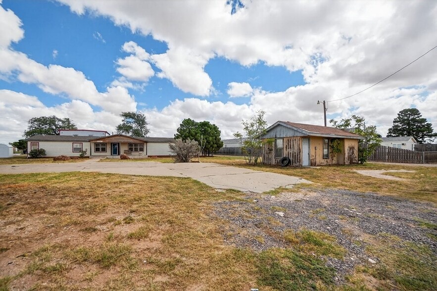 More Photos Of 4301 S County Road 1135, Midland Specialty For Sale