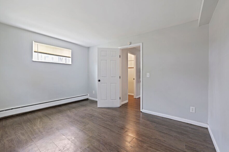 More Photos Of 2749 Queen City Ave, Cincinnati Apartments For Sale