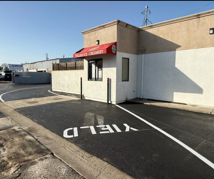 More Photos Of 107 W Pacheco Blvd, Los Banos Restaurant For Sale