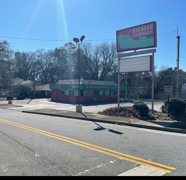 More Photos Of 4001 Glenwood Rd, Decatur Fast Food For Sale