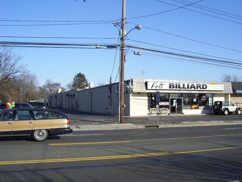 More Photos Of 6133 Jericho Tpke, Commack Storefront For Lease