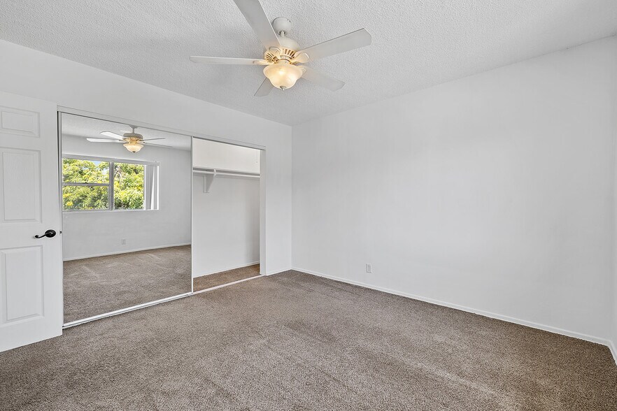 More Photos Of 1254 N Orange Dr, Los Angeles Apartments For Sale