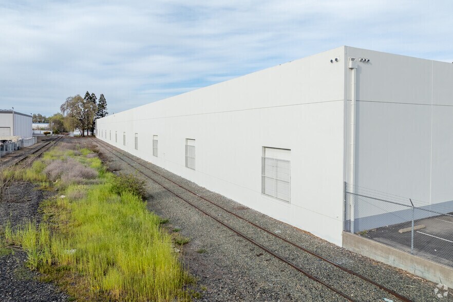 More Photos Of 1600-1690 Cebrian St, West Sacramento Warehouse For Lease