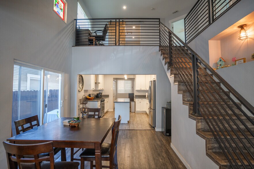 More Photos Of 416 Lime Ave, Long Beach Multifamily For Sale