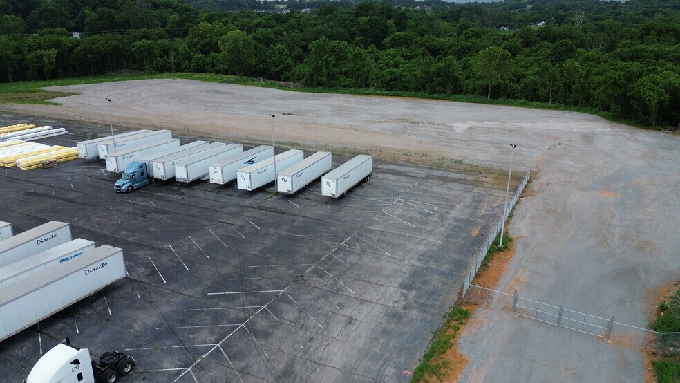 More Photos Of 981 Industrial Park Rd, Columbia Land For Lease