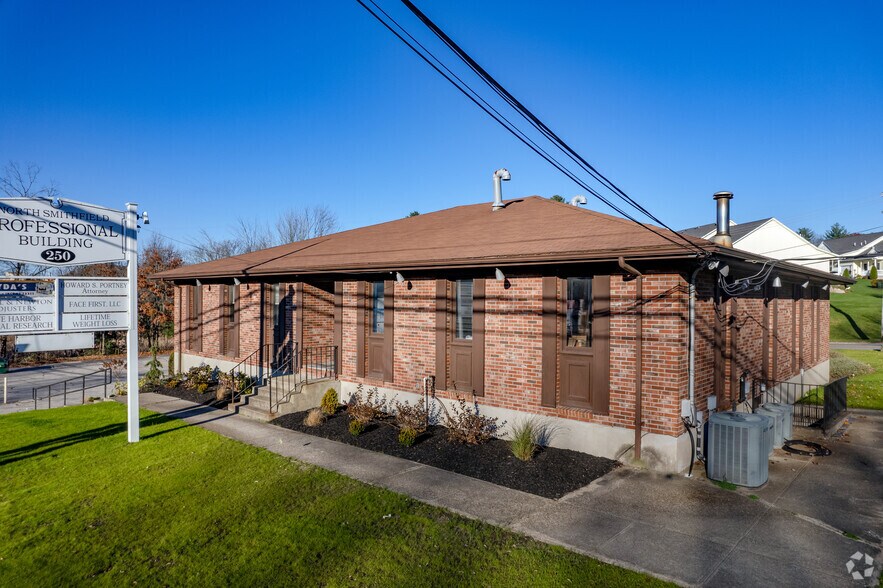 More Photos Of 250 Eddie Dowling Hwy, North Smithfield Loft Creative Space For Lease