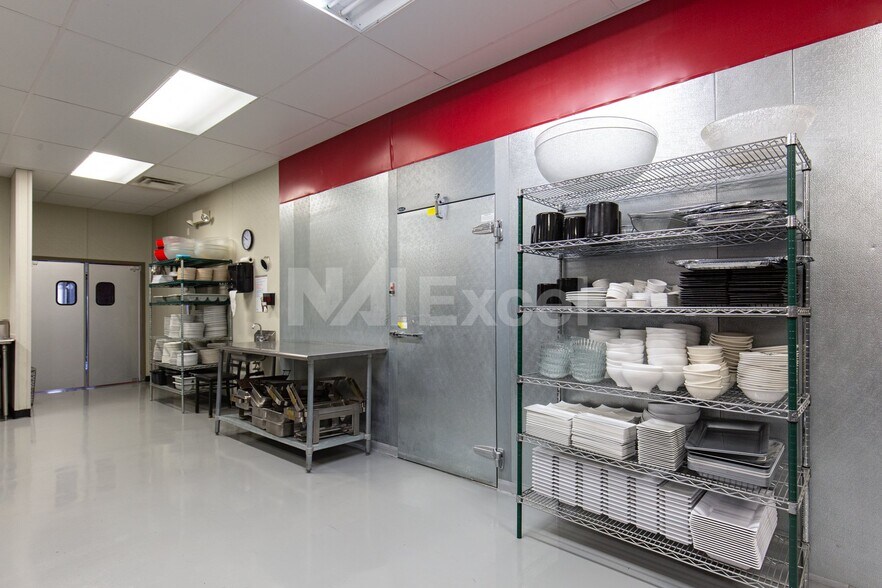 More Photos Of 553 California Ave, Boulder City Restaurant For Sale