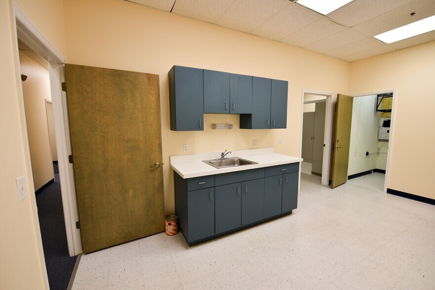 More Photos Of 1209 Tech Blvd, Tampa Loft Creative Space For Lease