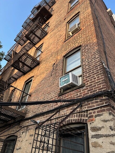 More Photos Of 2431 Crotona Ave, Bronx Apartments For Sale