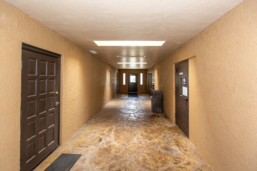 More Photos Of 1555 W Iron Springs Rd, Prescott Office For Lease