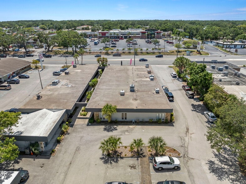 More Photos Of 10333 Seminole Blvd, Largo Office For Sale