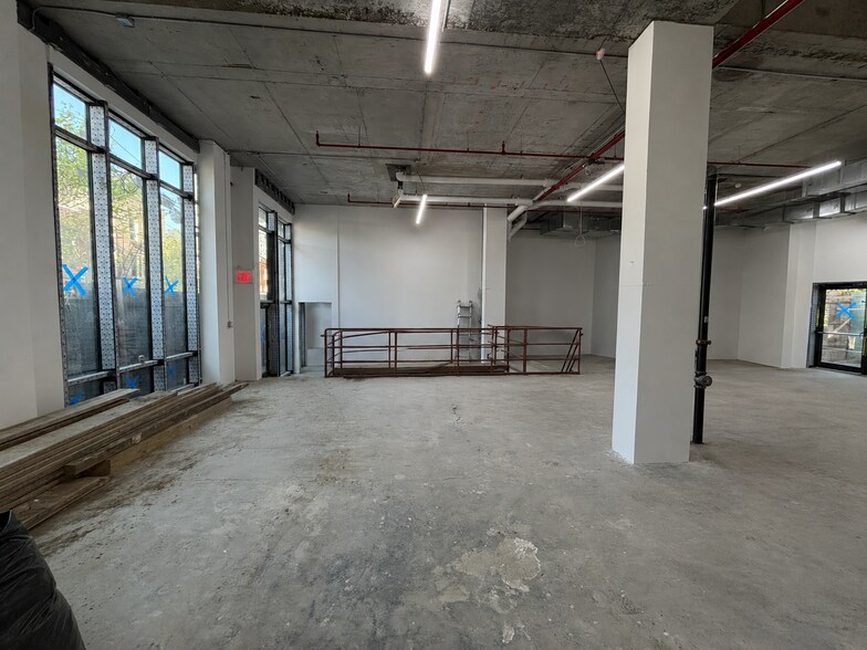 More Photos Of 49-18 Vernon Blvd, Long Island City Apartments For Lease