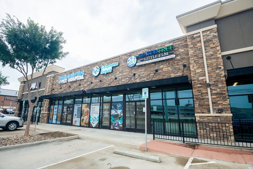 Primary Photo Of 26744 E University Dr, Little Elm Storefront For Lease