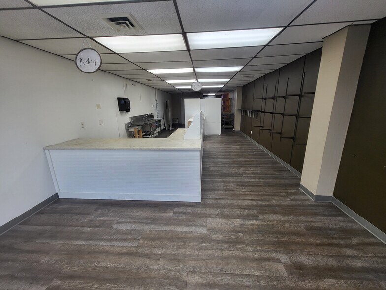 More Photos Of 1035 E Interstate Ave, Bismarck General Retail For Lease