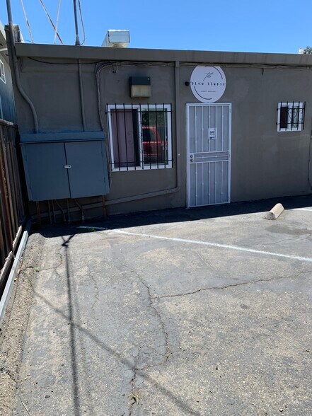 More Photos Of 2363 Pruneridge Ave, Santa Clara Storefront Retail Office For Lease