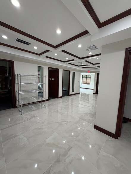 More Photos Of 3430 Paddocks Pky, Suwanee Office For Sale