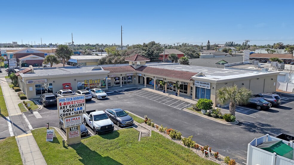 Primary Photo Of 142 N Orlando Ave, Cocoa Beach General Retail For Lease