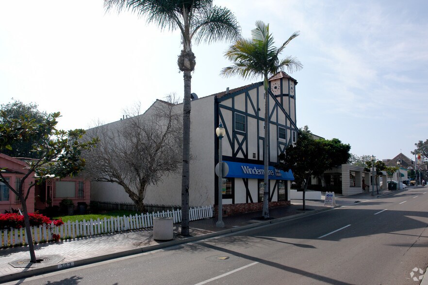 More Photos Of 355 Carlsbad Village Dr, Carlsbad Office For Sale