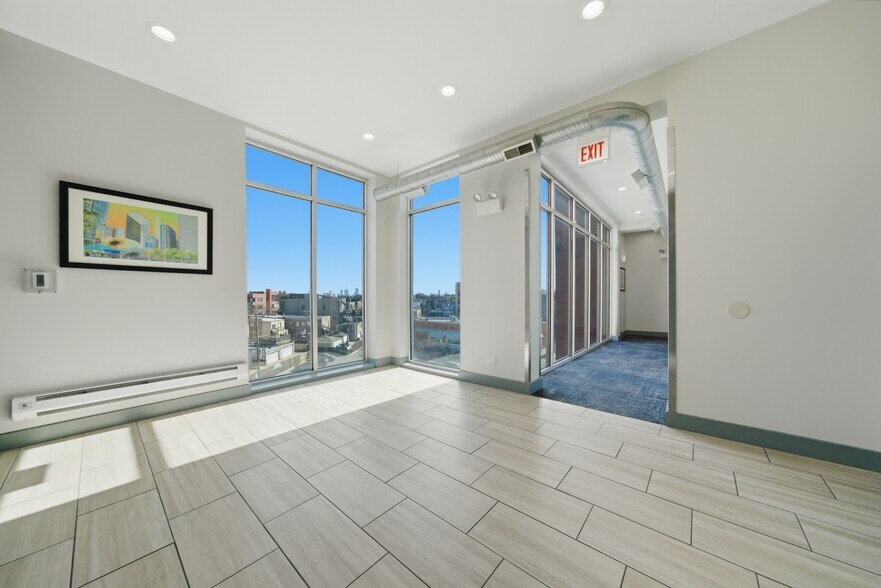 More Photos Of 2000 N Milwaukee Ave, Chicago Apartments For Sale