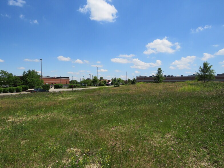 More Photos Of Weber Rd & Carillon Dr, Romeoville Land For Sale