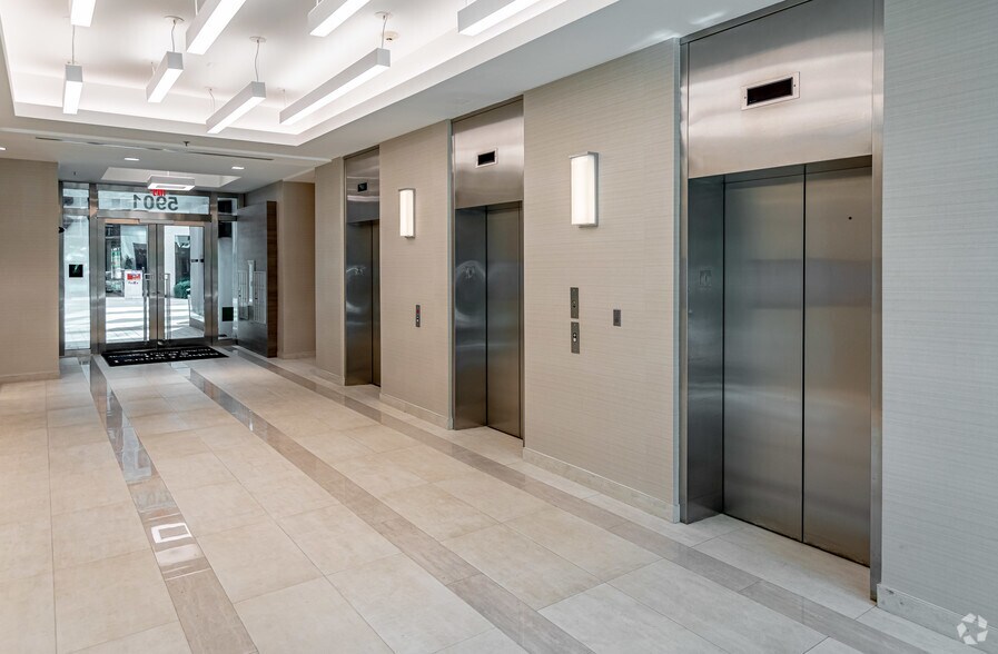 More Photos Of 5901 Broken Sound Pky NW, Boca Raton Office For Lease