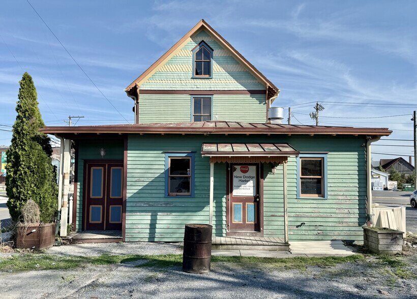 More Photos Of 55 Chestnut St, Elmer Convenience Store For Sale