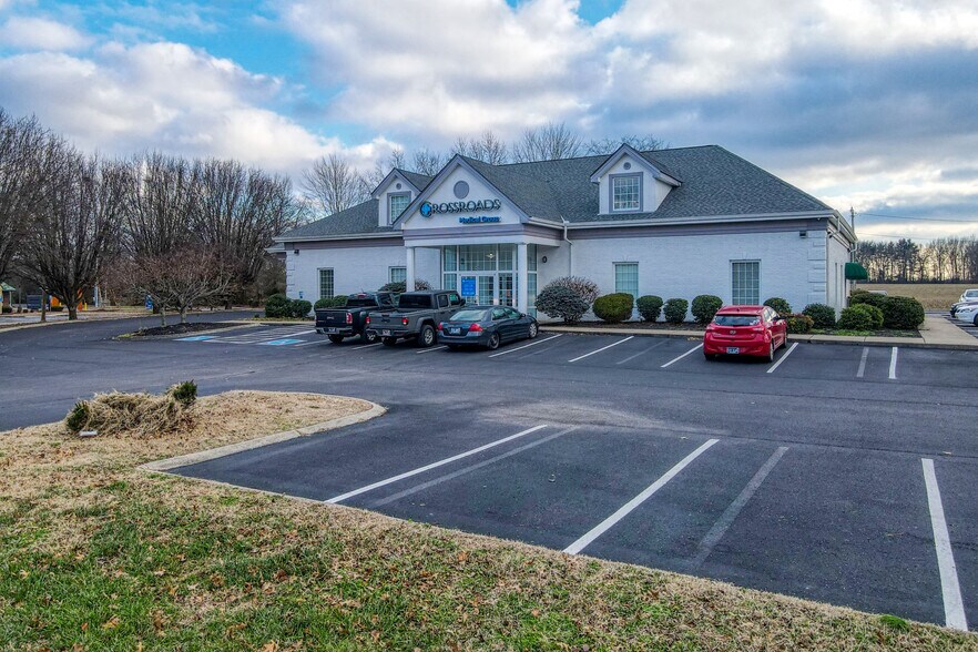 Primary Photo Of 420 Highway 52 W, Portland Medical For Sale