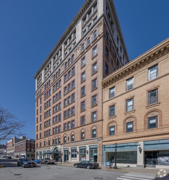 More Photos Of 281 State St, New London Apartments For Lease
