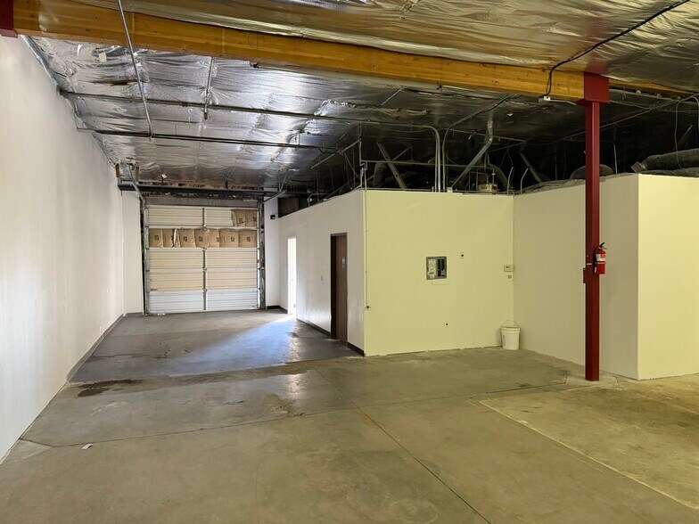 More Photos Of 3094 Research Way, Carson City Warehouse For Lease